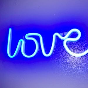Wall deco love sign neon blue